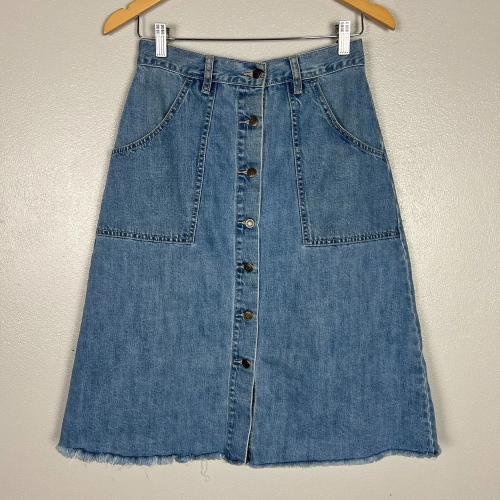 Free People Denim Skirt Womens 6 Blue Jean Button Front Frayed Trim Pockets Boho